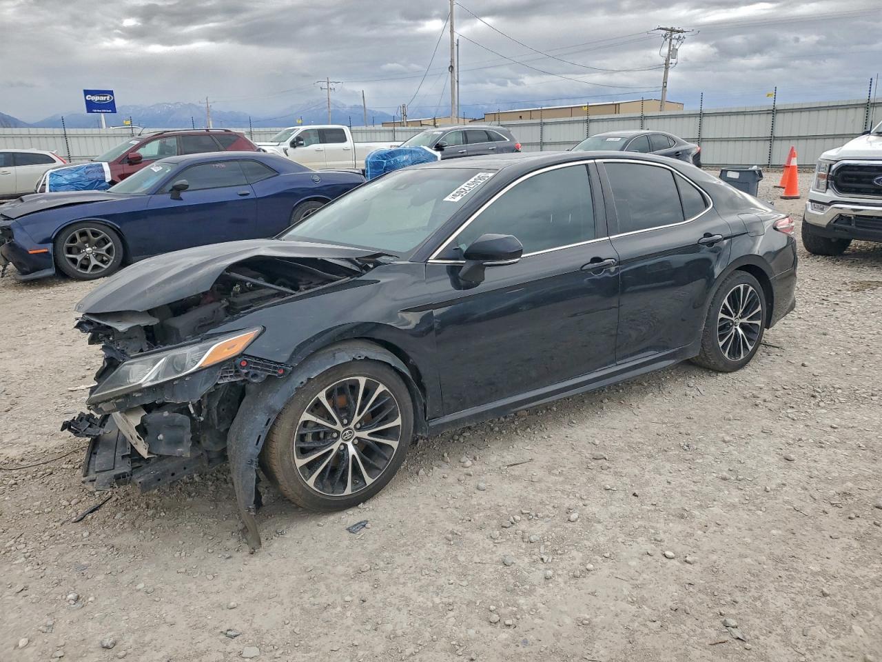 2018 TOYOTA CAMRY