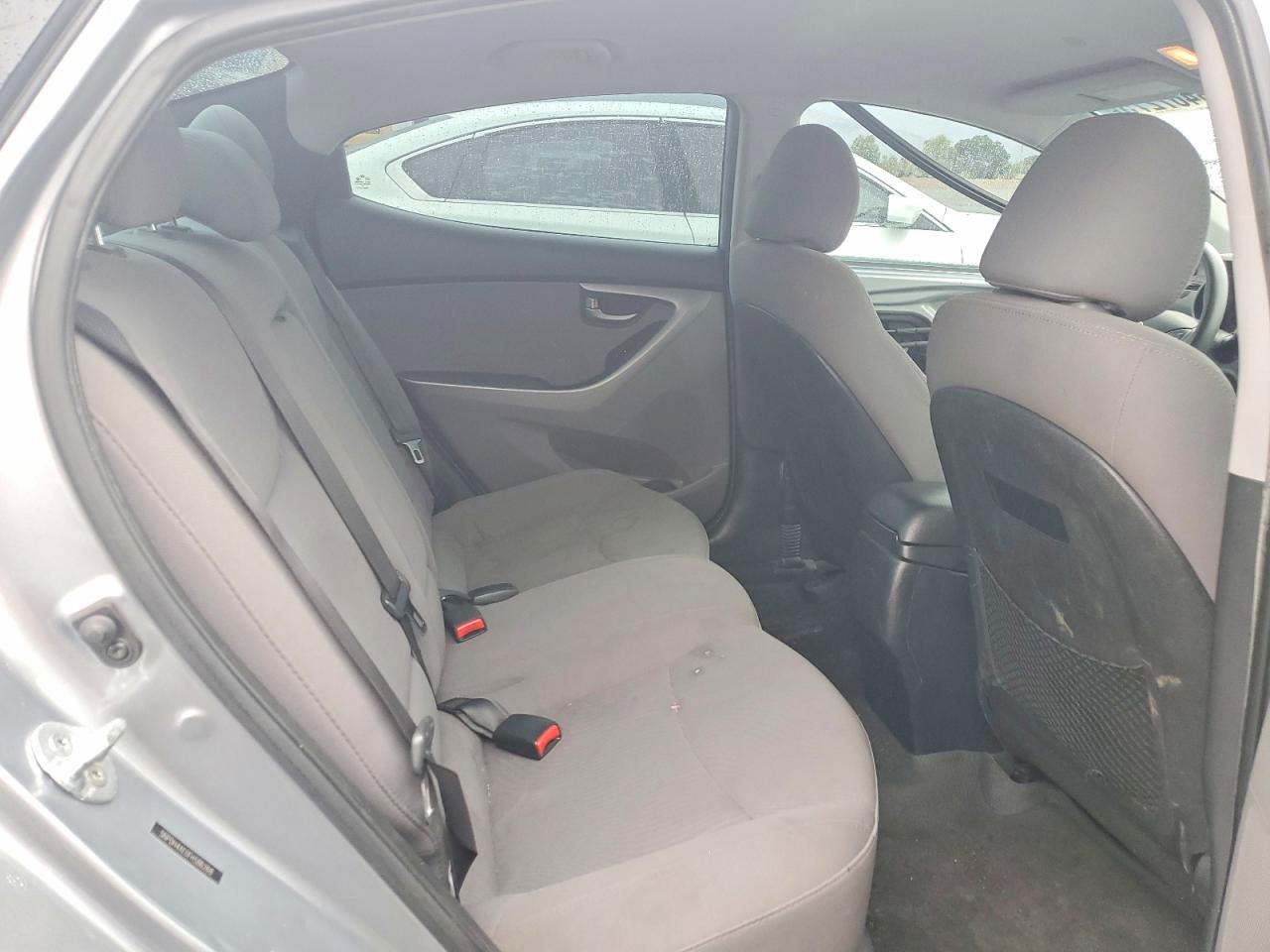 2015 HYUNDAI ELANTRA SE photo 19