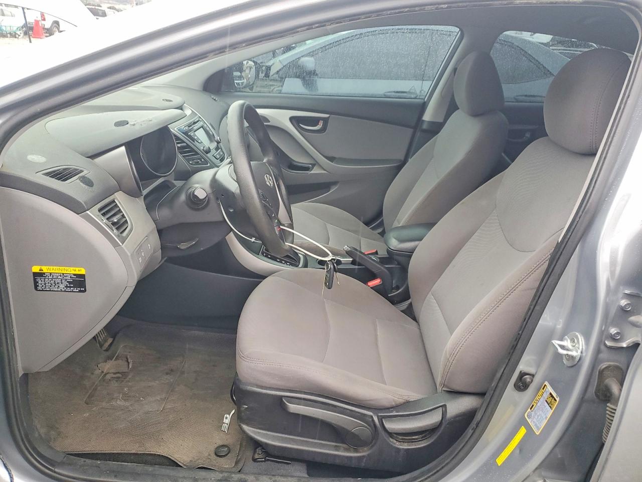 2015 HYUNDAI ELANTRA SE photo 13