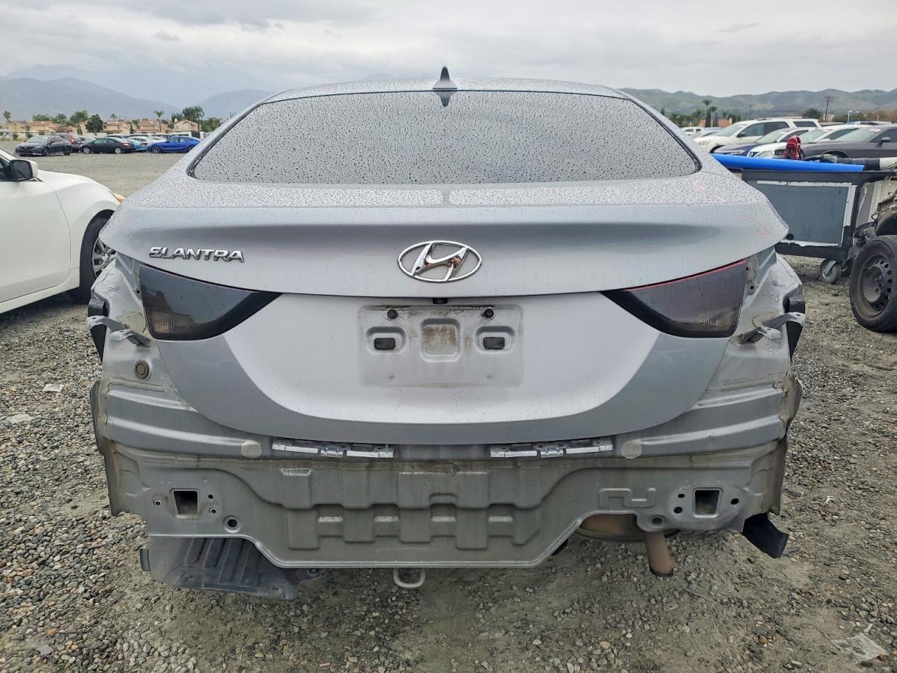 2015 HYUNDAI ELANTRA SE photo 11