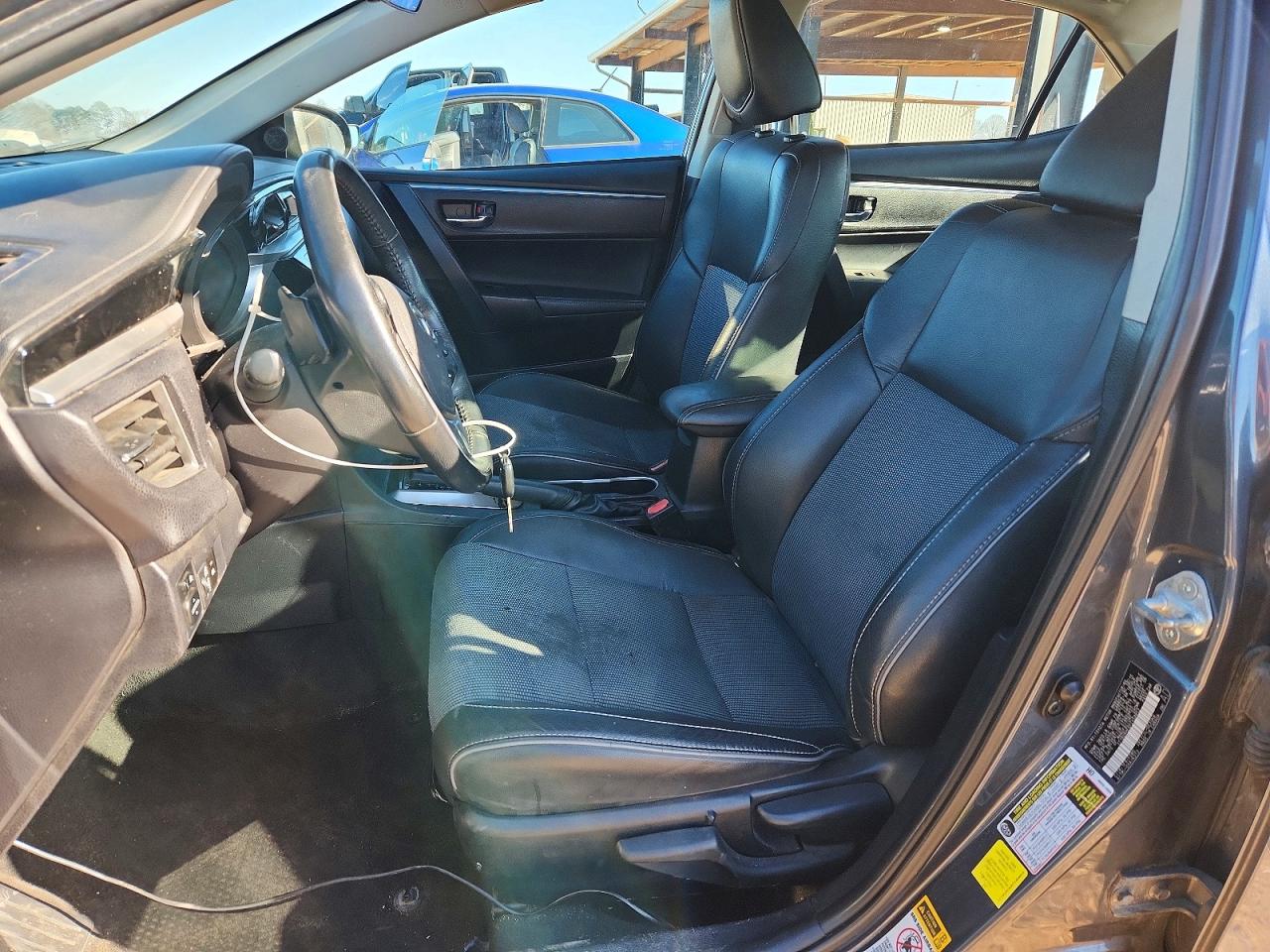 2015 TOYOTA COROLLA L photo 19
