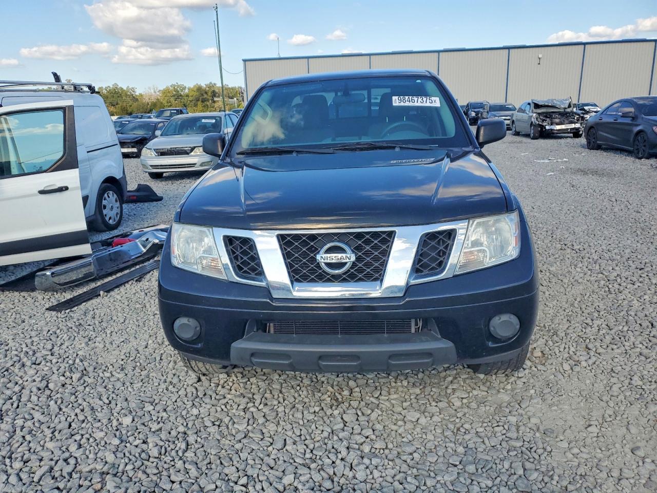 2019 NISSAN FRONTIER S photo 5