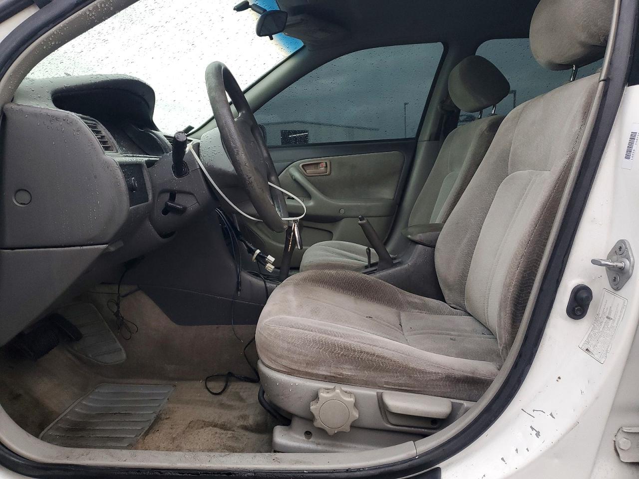 1997 TOYOTA CAMRY CE photo 7