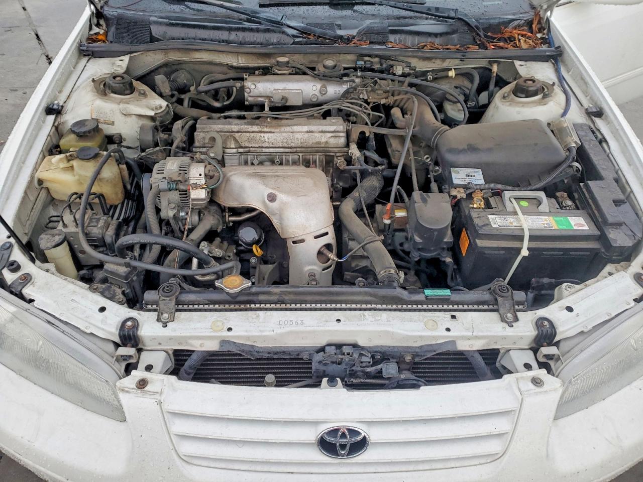 1997 TOYOTA CAMRY CE photo 11