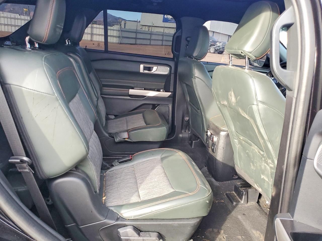 2023 FORD EXPLORER photo 10