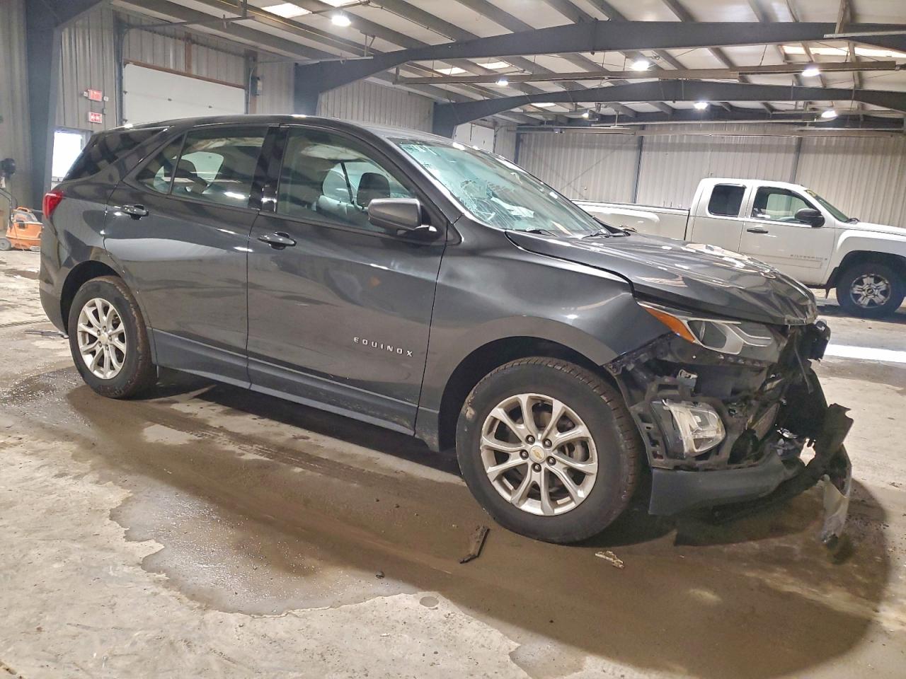 2018 CHEVROLET EQUINOX LS photo 4