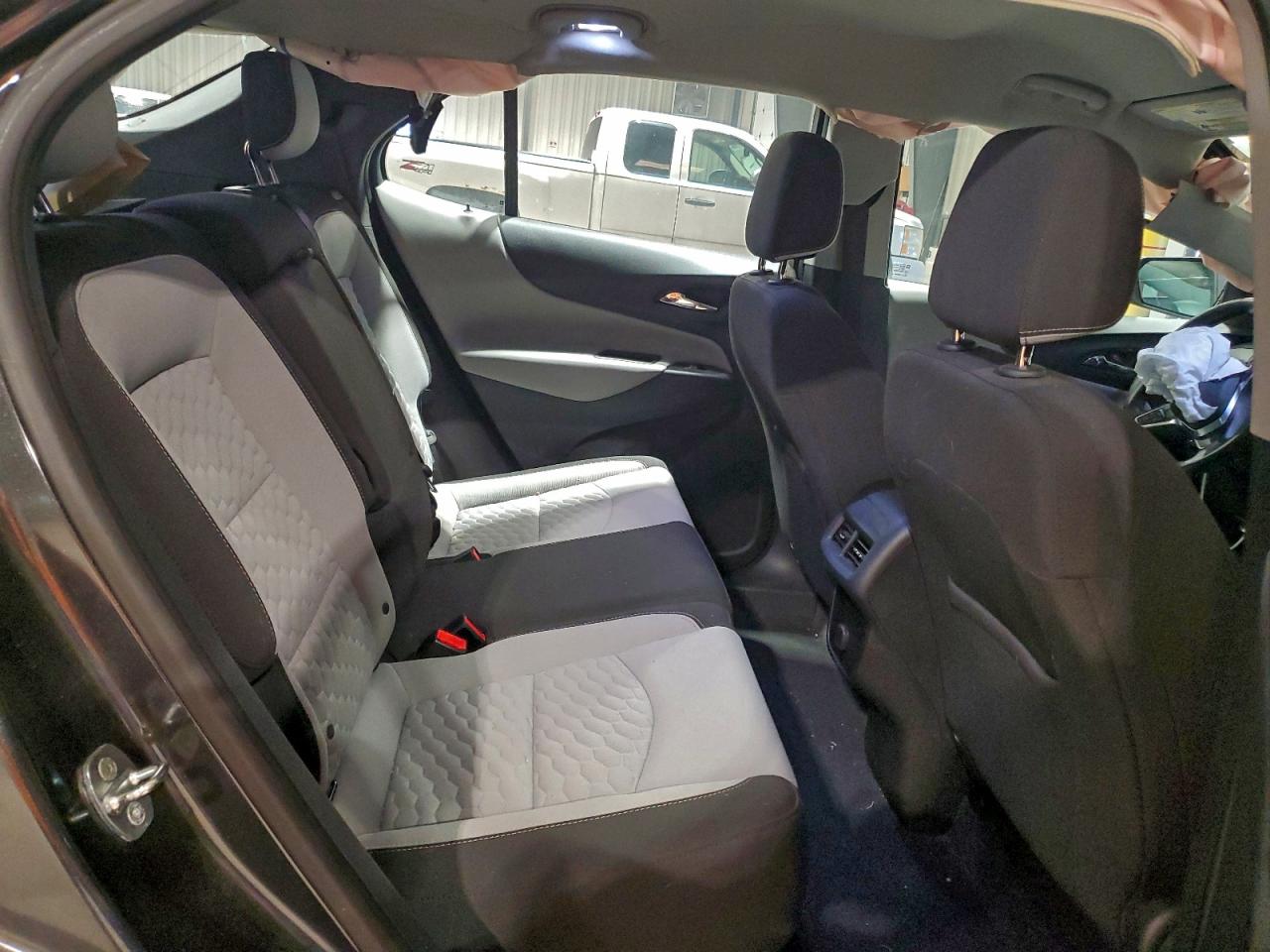 2018 CHEVROLET EQUINOX LS photo 11