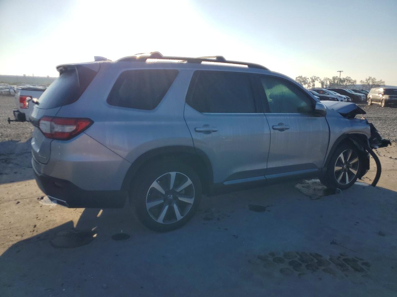 2025 HONDA PILOT TOURING photo 3
