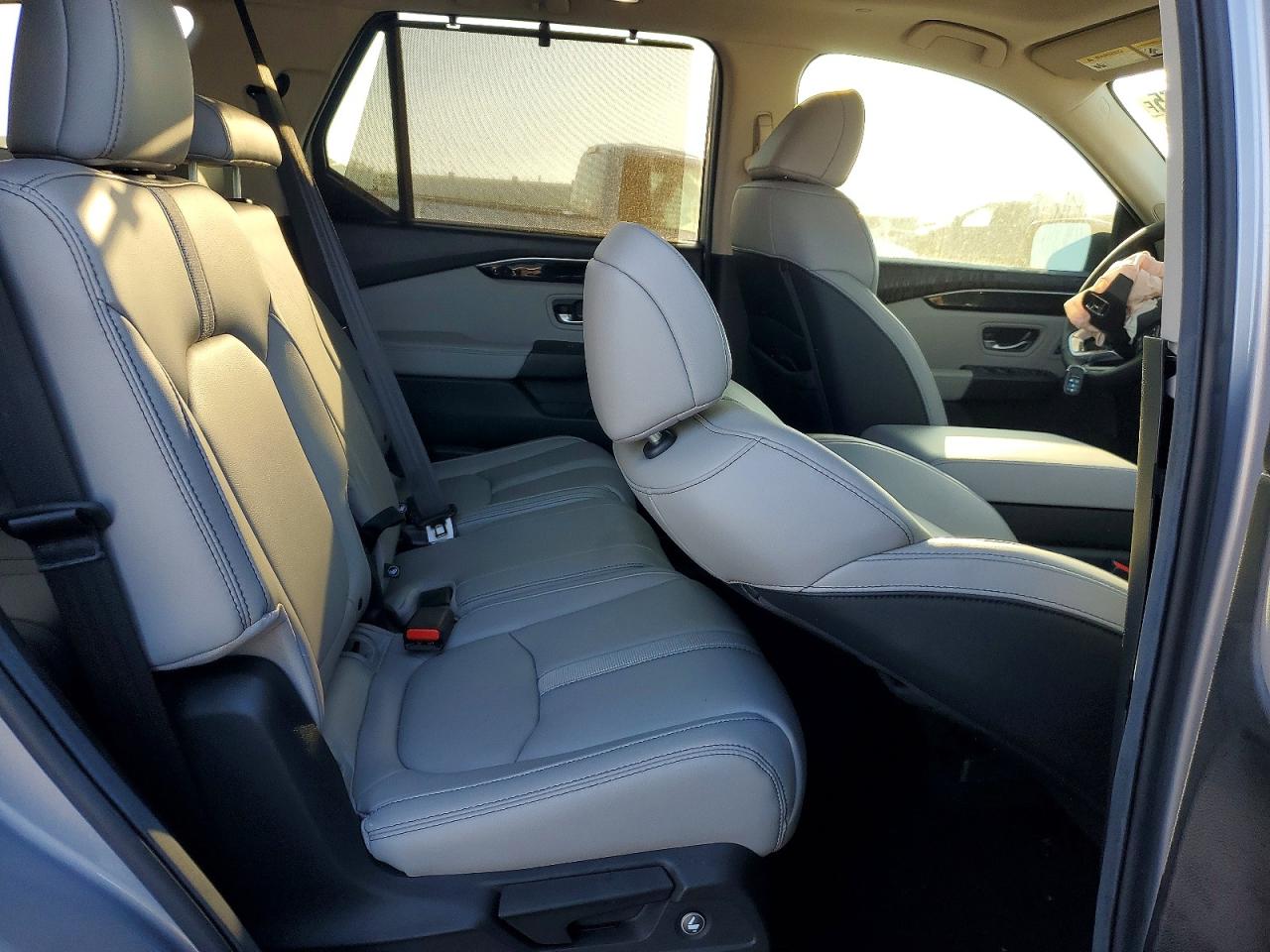 2025 HONDA PILOT TOURING photo 11