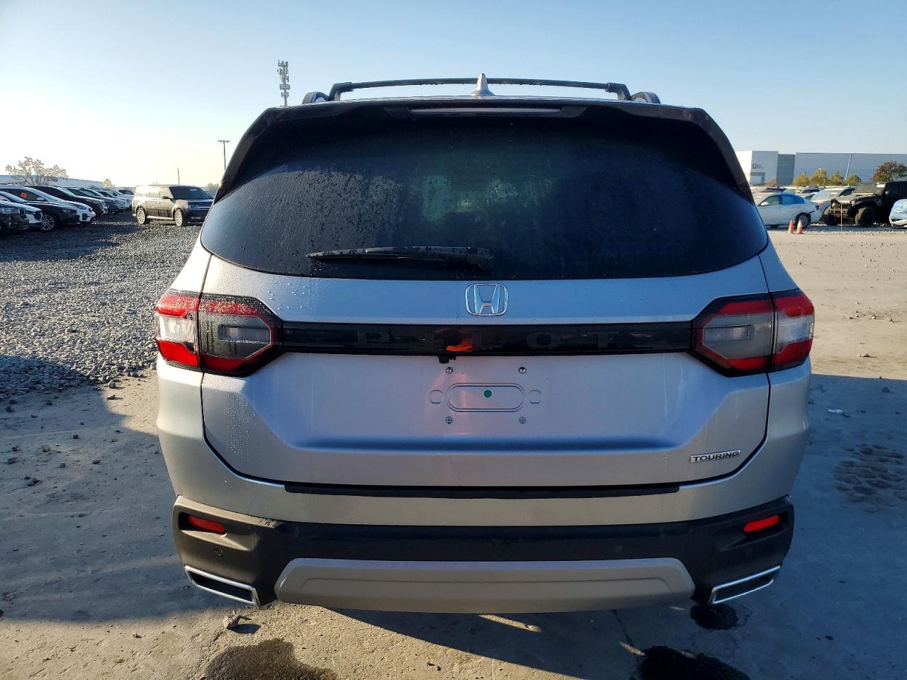 2025 HONDA PILOT TOURING photo 6