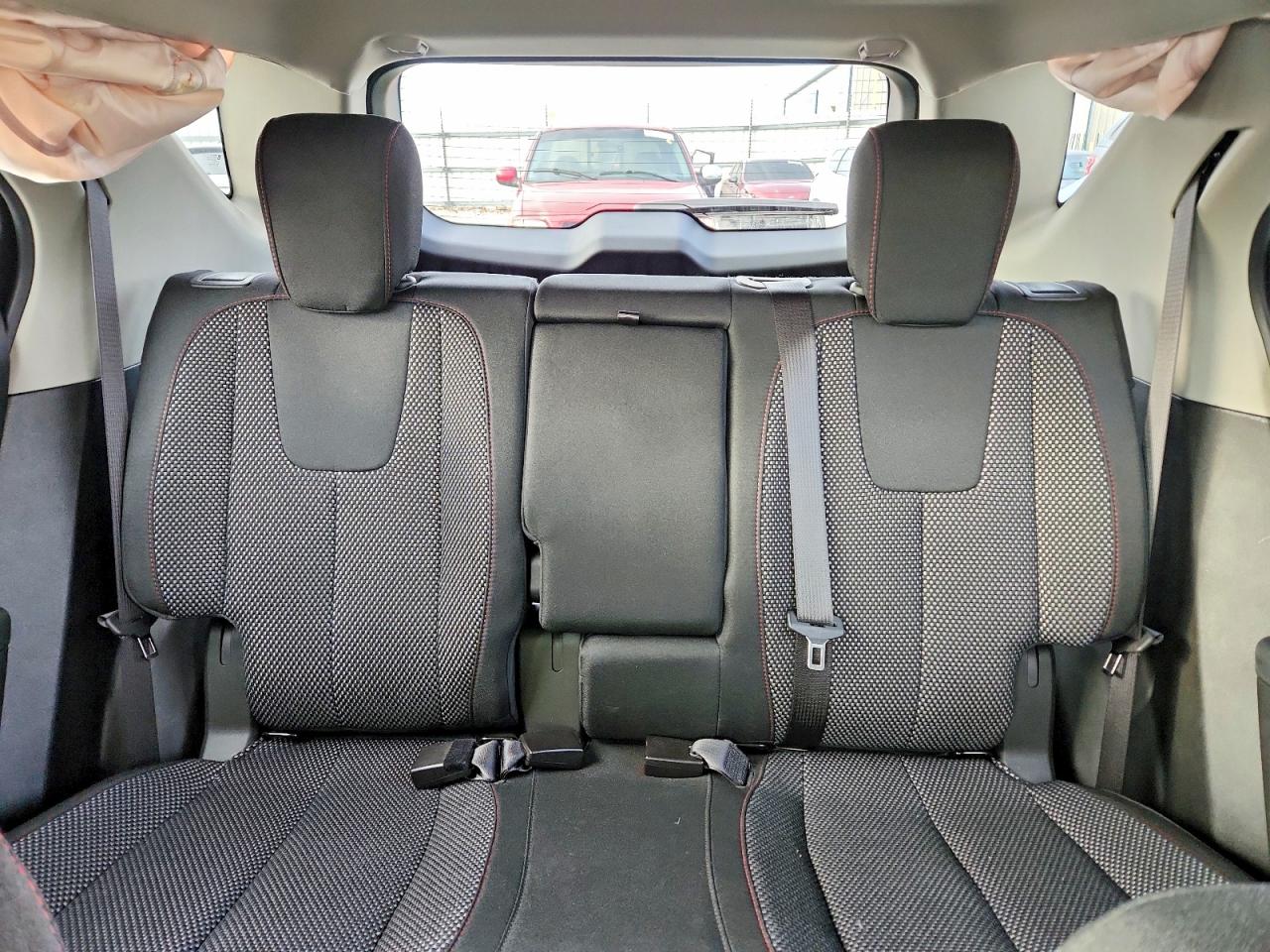 2017 CHEVROLET EQUINOX LT photo 10