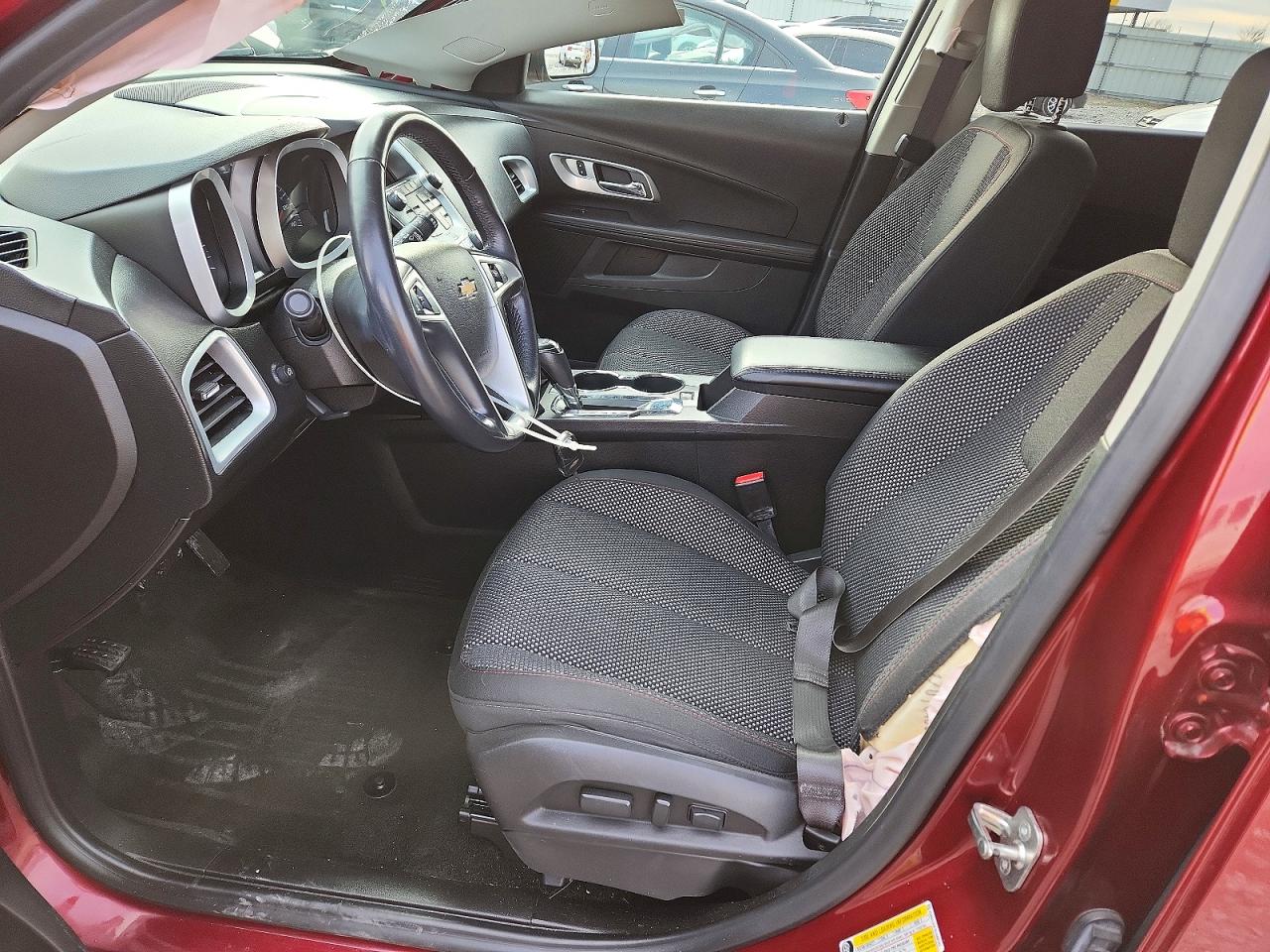 2017 CHEVROLET EQUINOX LT photo 7