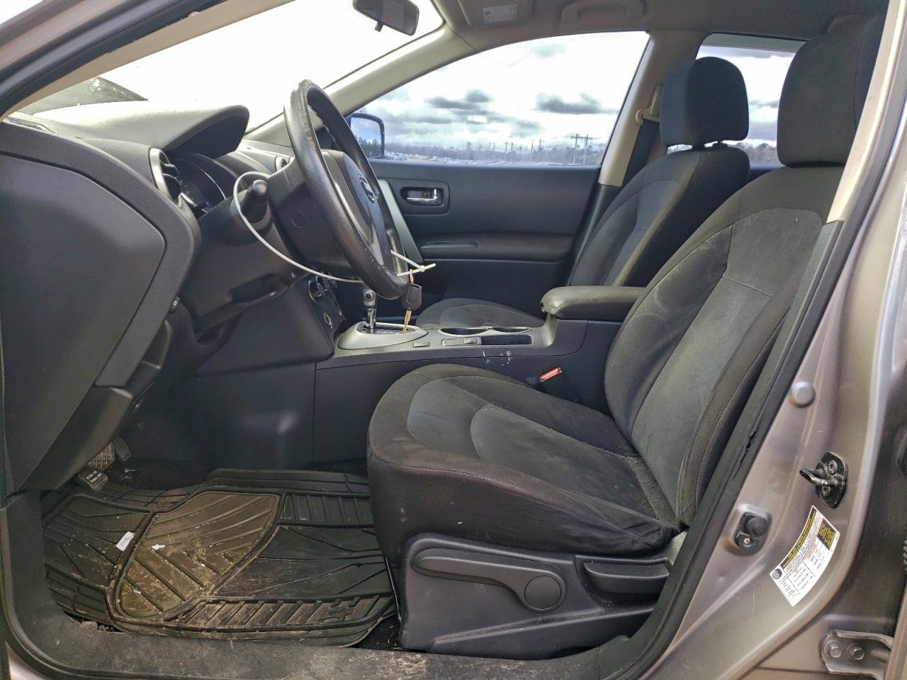 2013 NISSAN ROGUE S photo 7