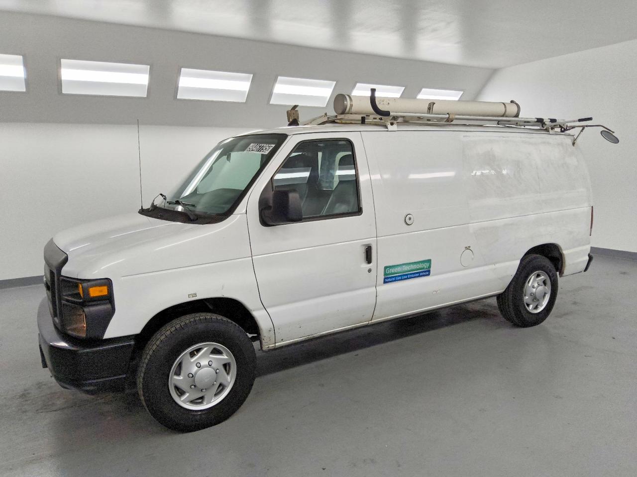 2010 FORD ECONOLINE