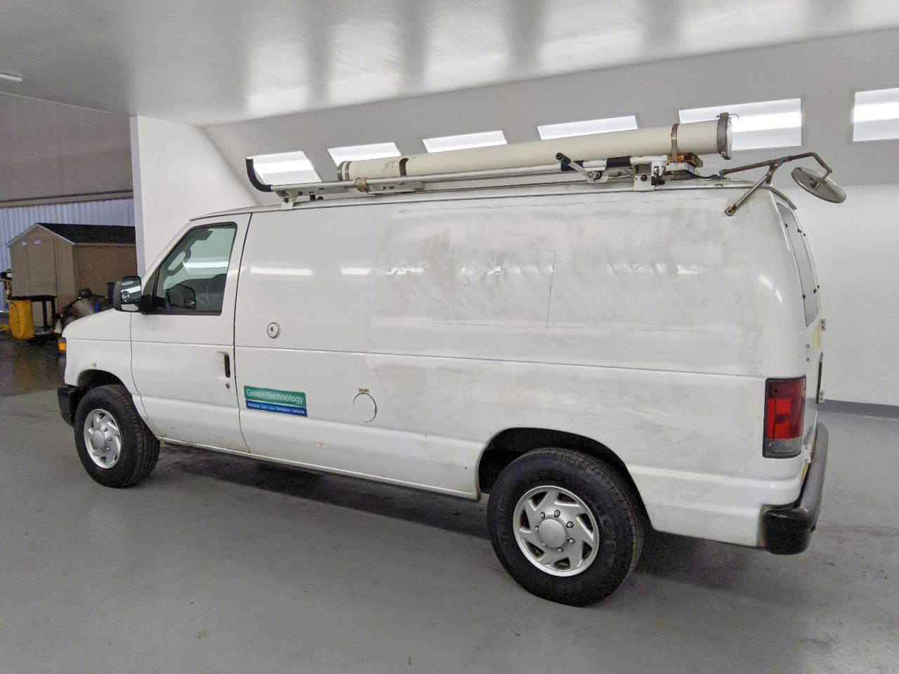 2010 FORD ECONOLINE E250 VAN photo 4