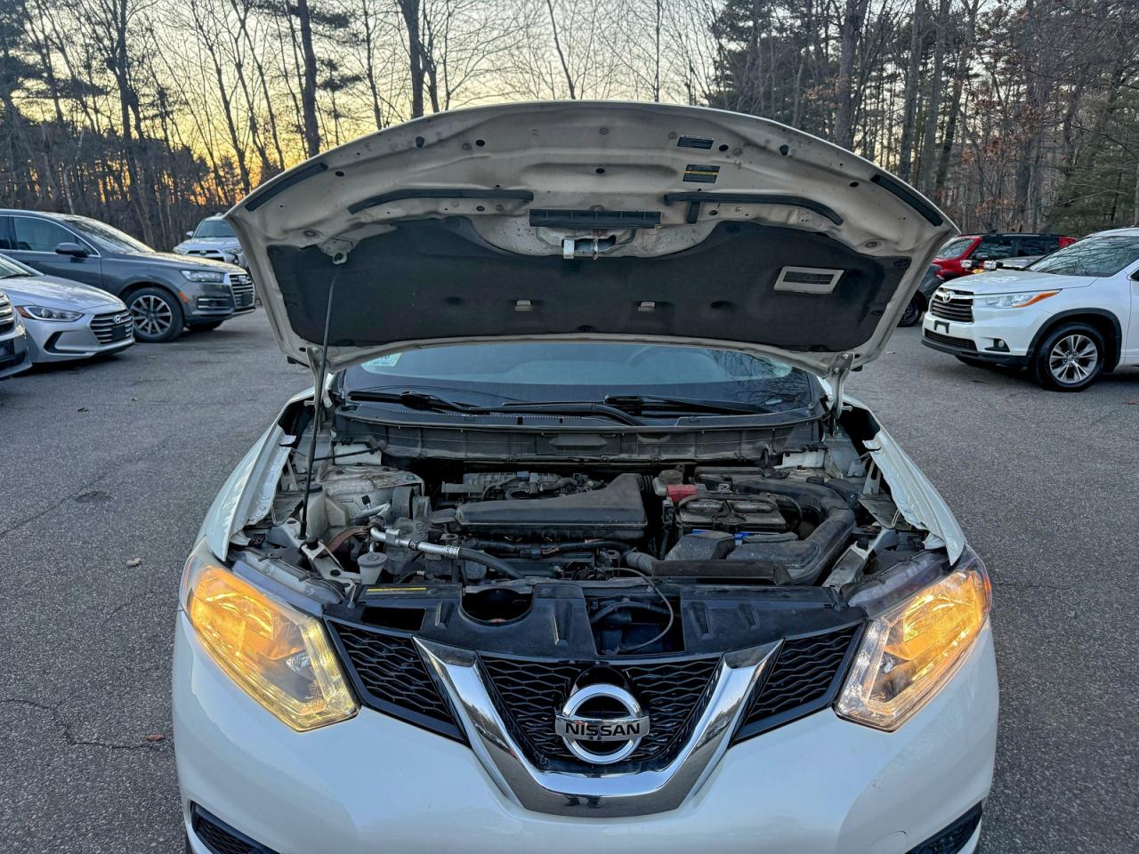 2016 NISSAN ROGUE S photo 9