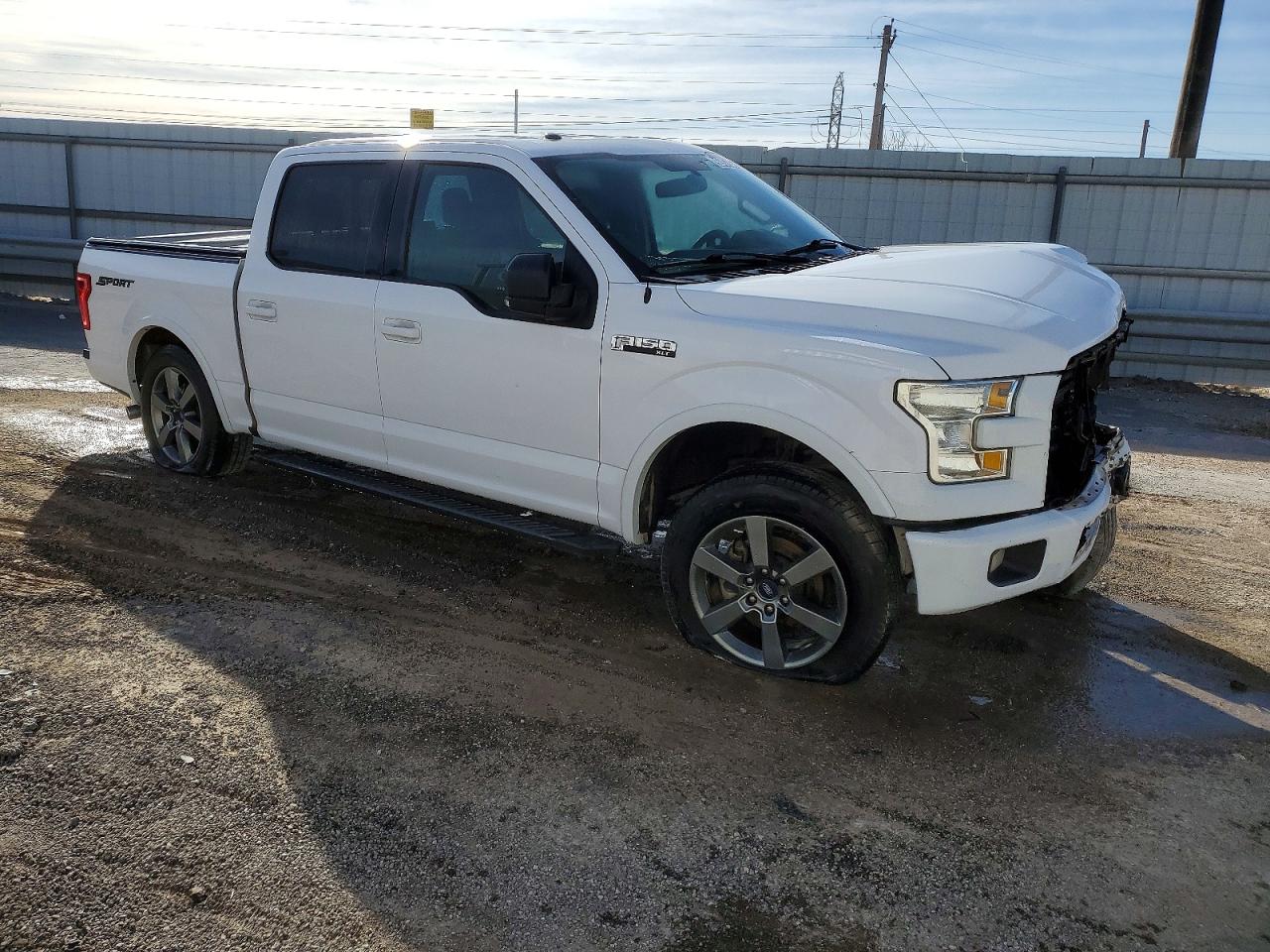 2016 FORD F150 SUPERCREW photo 4
