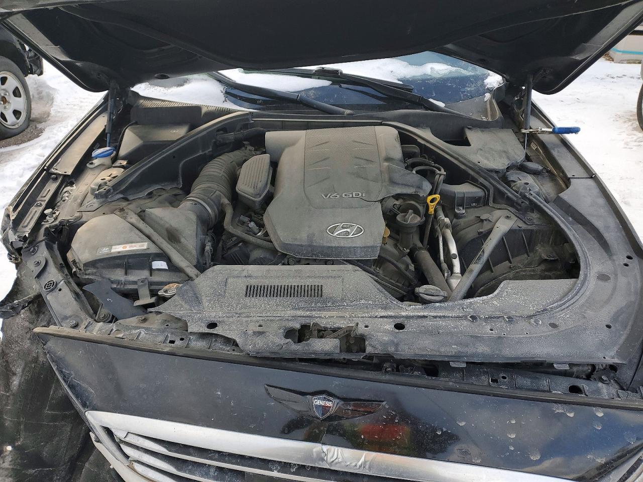 2015 HYUNDAI GENESIS 3.8L photo 11