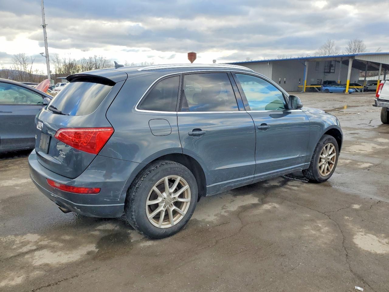 2011 AUDI Q5 PREMIUM photo 3