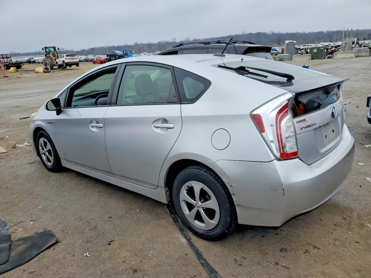 2013 TOYOTA PRIUS photo 2