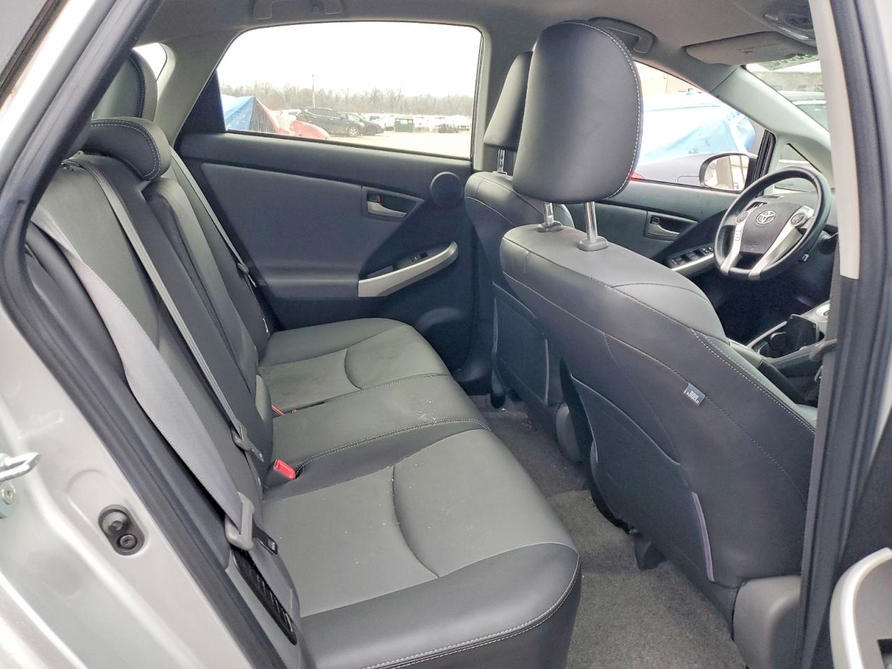 2013 TOYOTA PRIUS photo 10