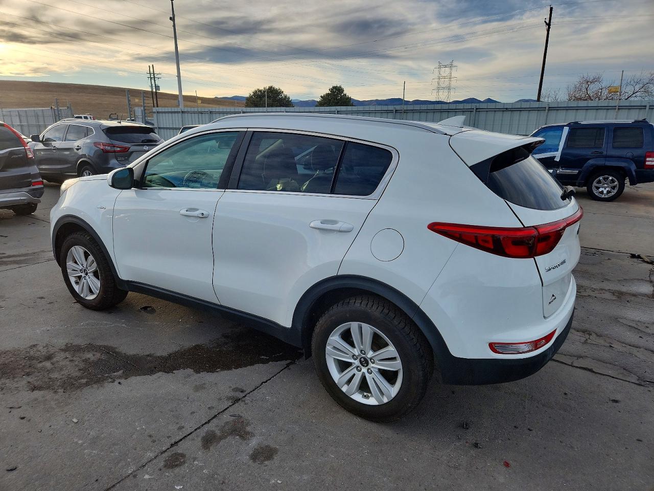 2019 KIA SPORTAGE LX photo 2