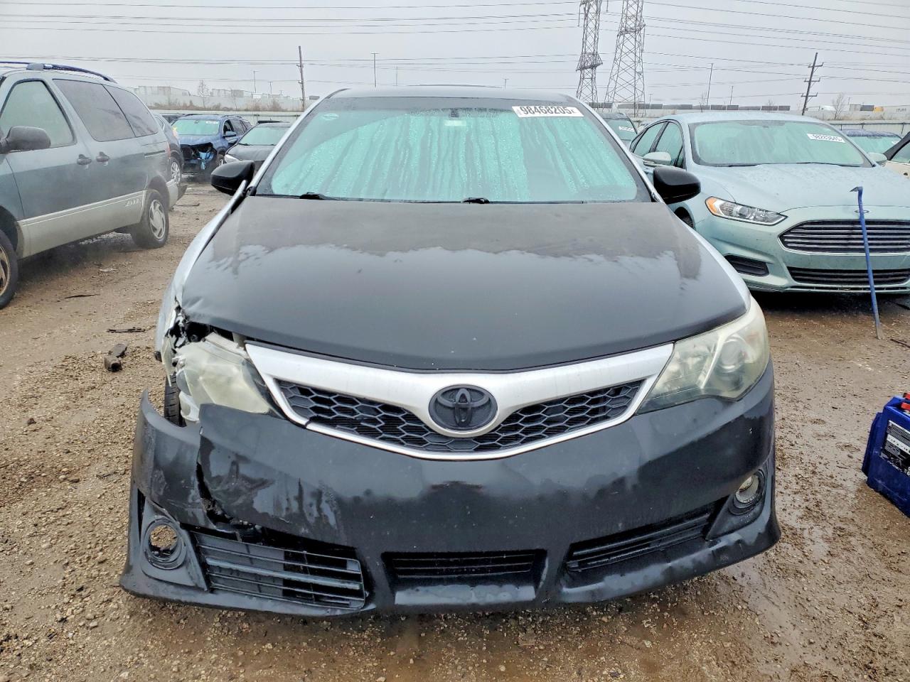 2012 TOYOTA CAMRY photo 5