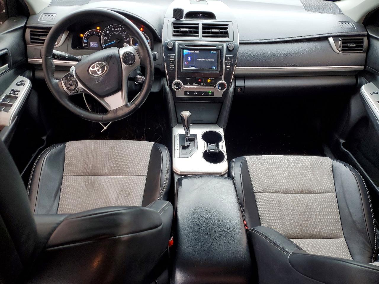 2012 TOYOTA CAMRY photo 8