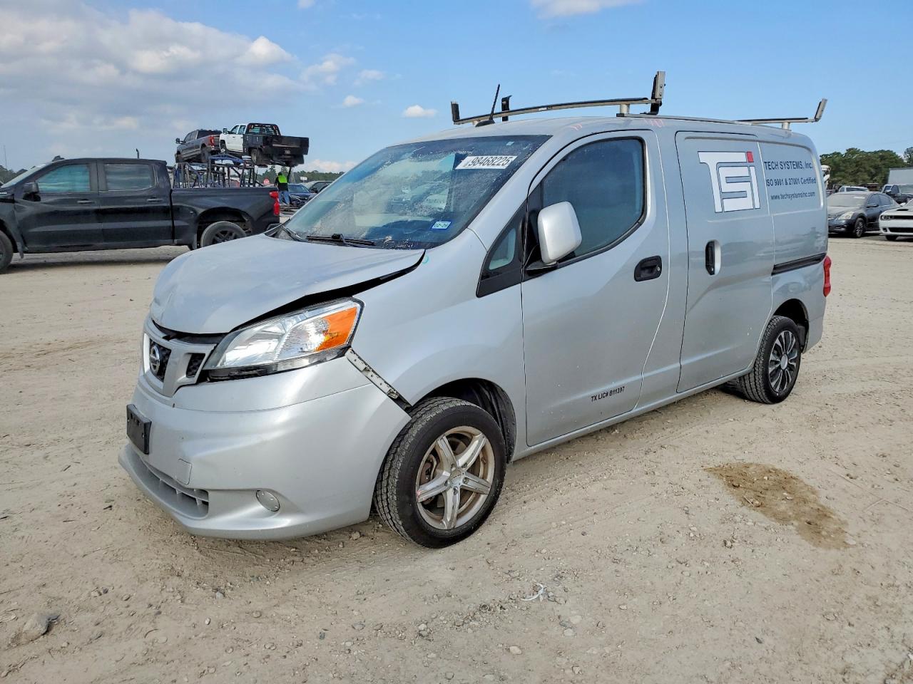 2021 NISSAN NV200