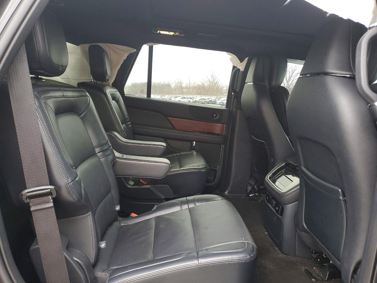 2024 LINCOLN NAVIGATOR RESERVE photo 11