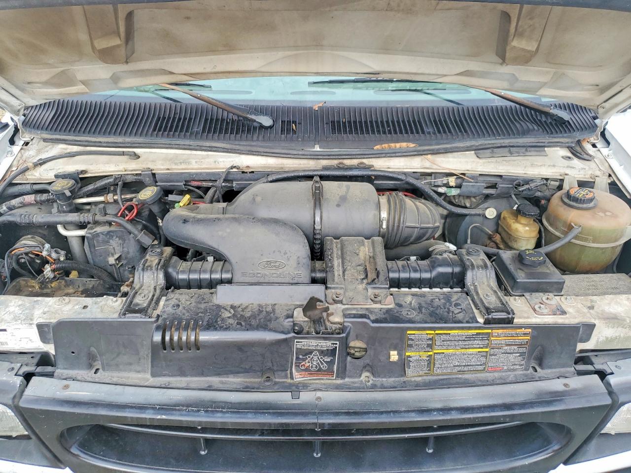 1997 FORD E250 DELIVERY VAN photo 12