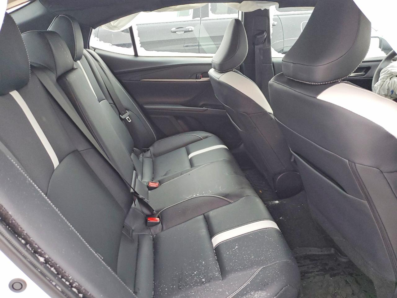 2025 TOYOTA CAMRY XSE photo 10