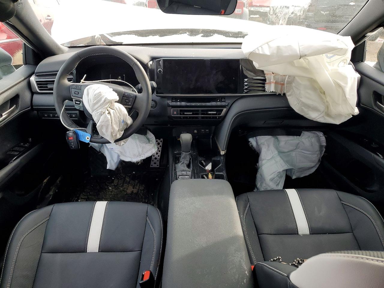 2025 TOYOTA CAMRY XSE photo 8
