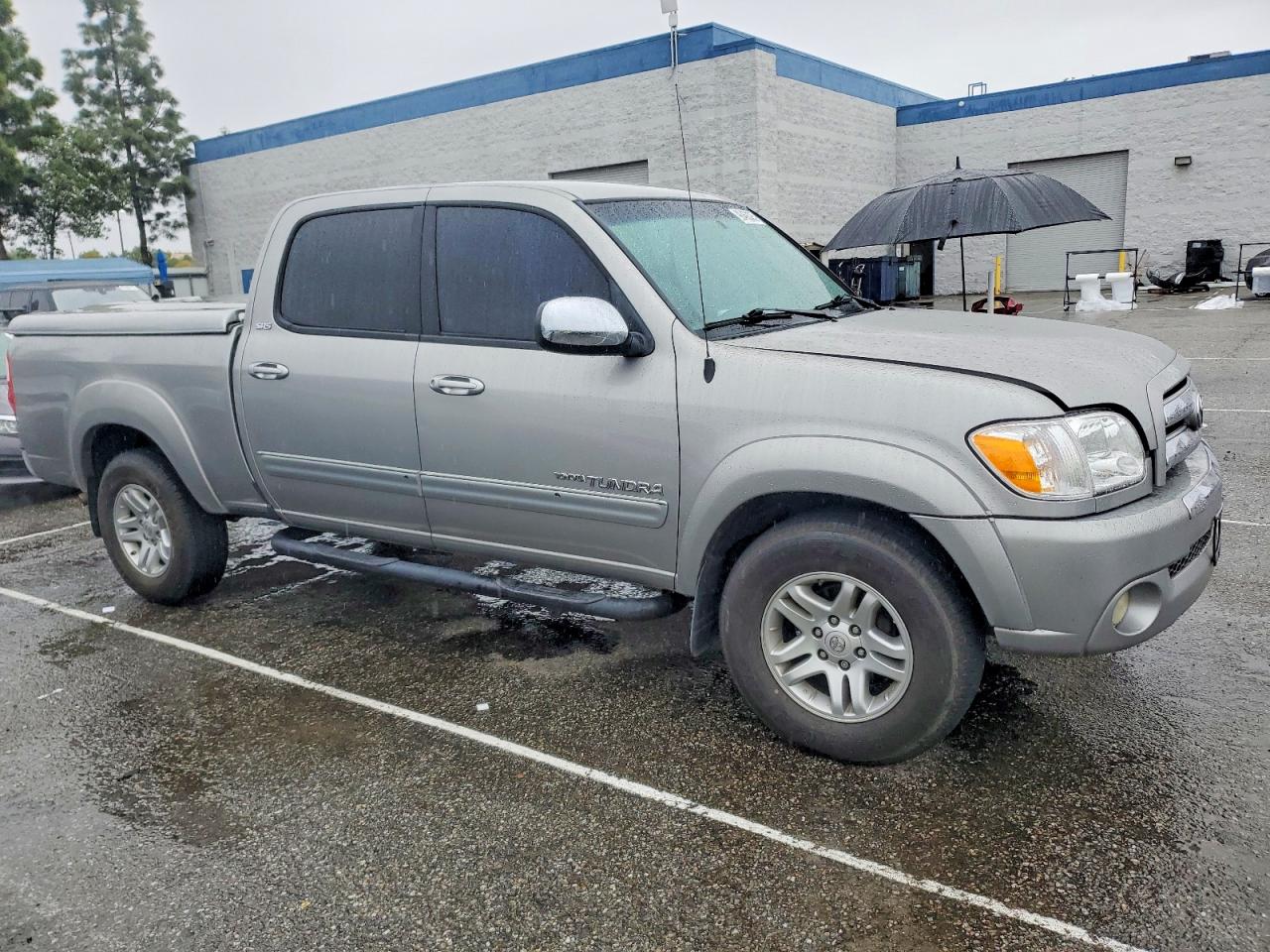 2005 TOYOTA TUNDRA DOUBLE CAB SR5 photo 4