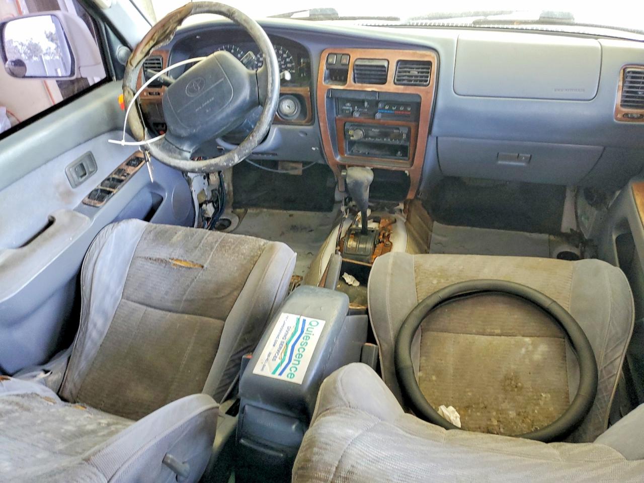 1997 TOYOTA 4RUNNER SR5 photo 8
