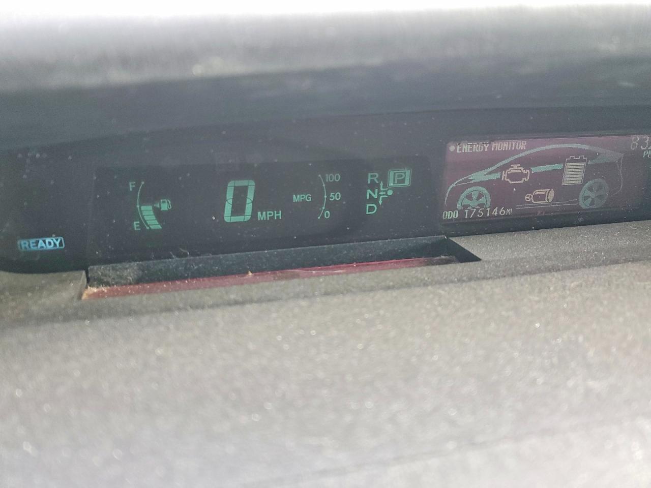 2010 TOYOTA PRIUS photo 9