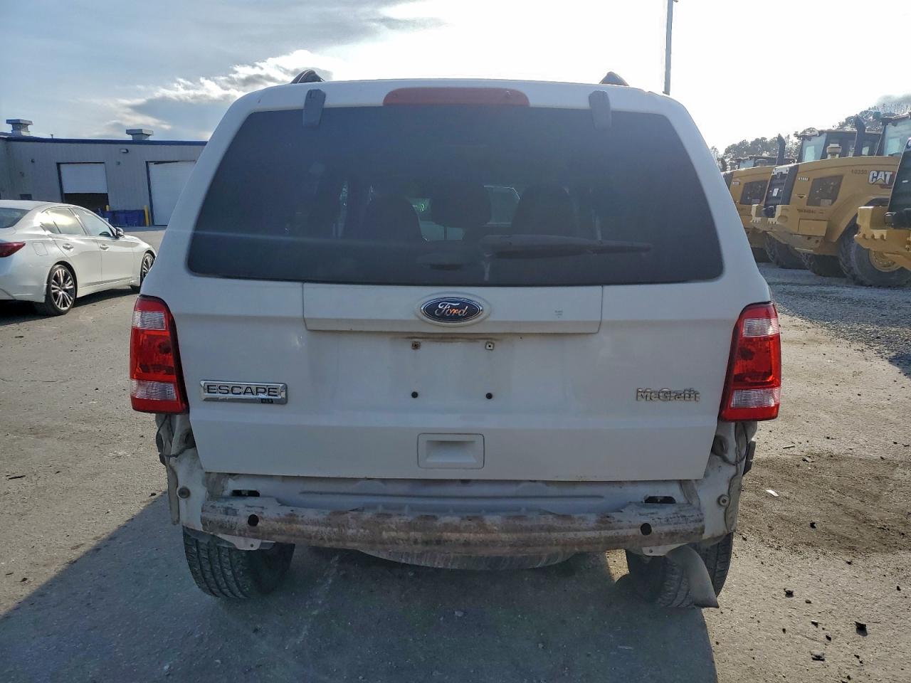 2012 FORD ESCAPE XLT photo 6