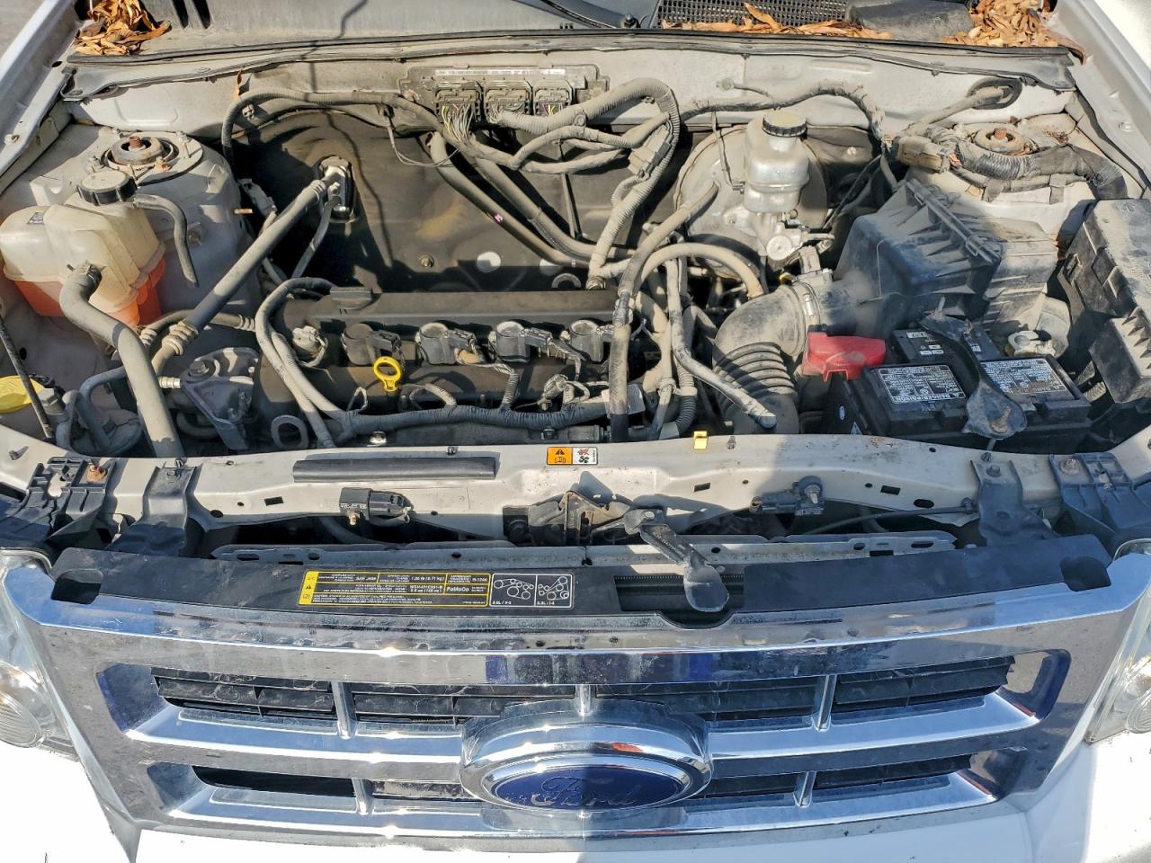 2012 FORD ESCAPE XLT photo 12
