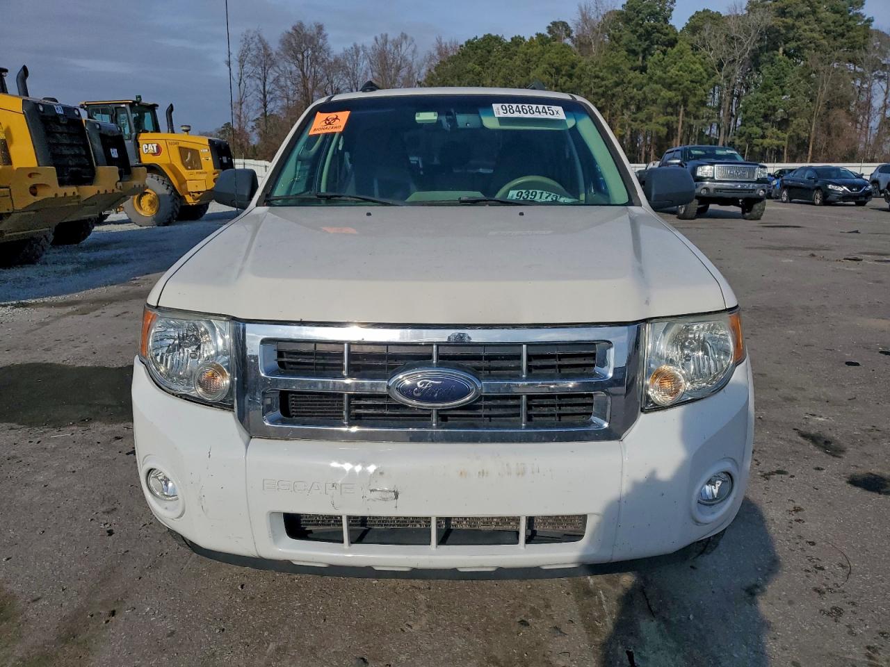 2012 FORD ESCAPE XLT photo 5