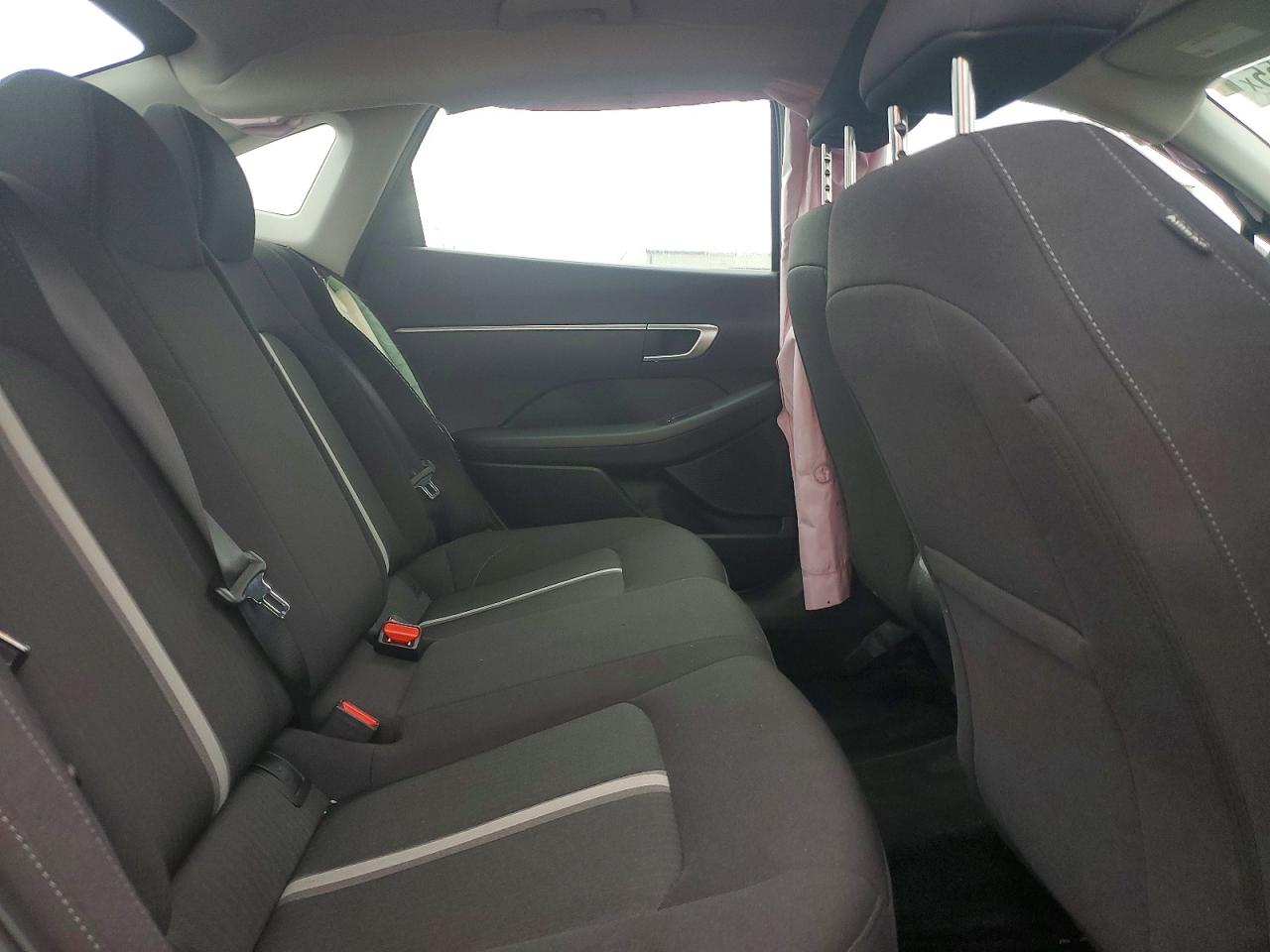 2025 HYUNDAI SONATA SE photo 10