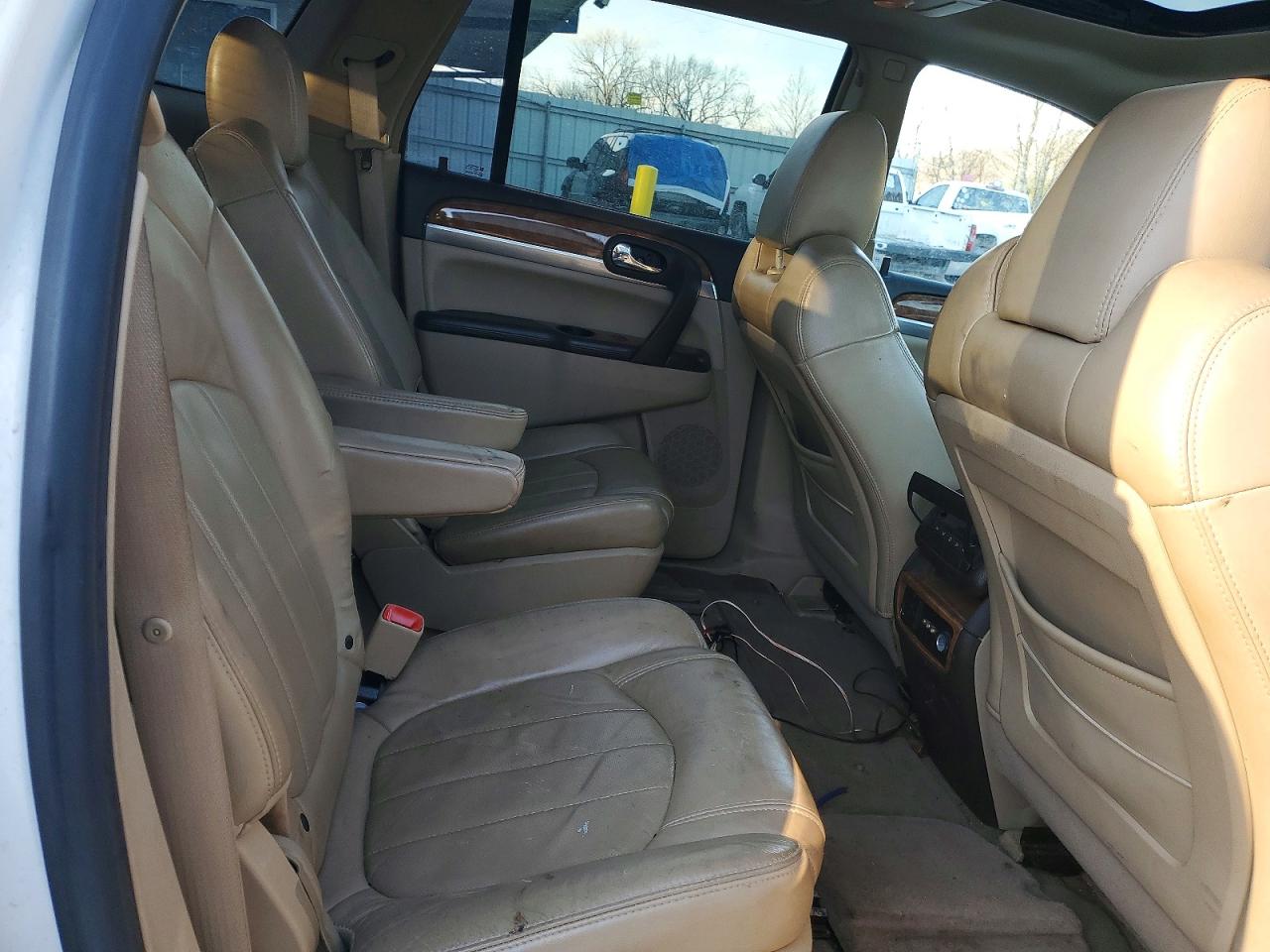 2008 BUICK ENCLAVE CXL photo 11
