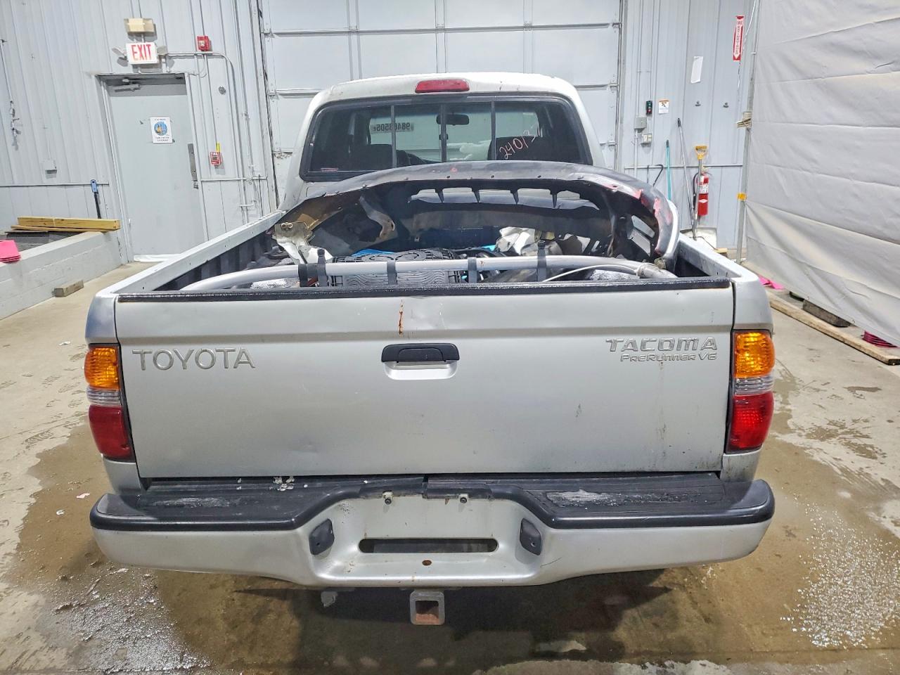 2002 TOYOTA TACOMA DOUBLE CAB PRERUNNER photo 6