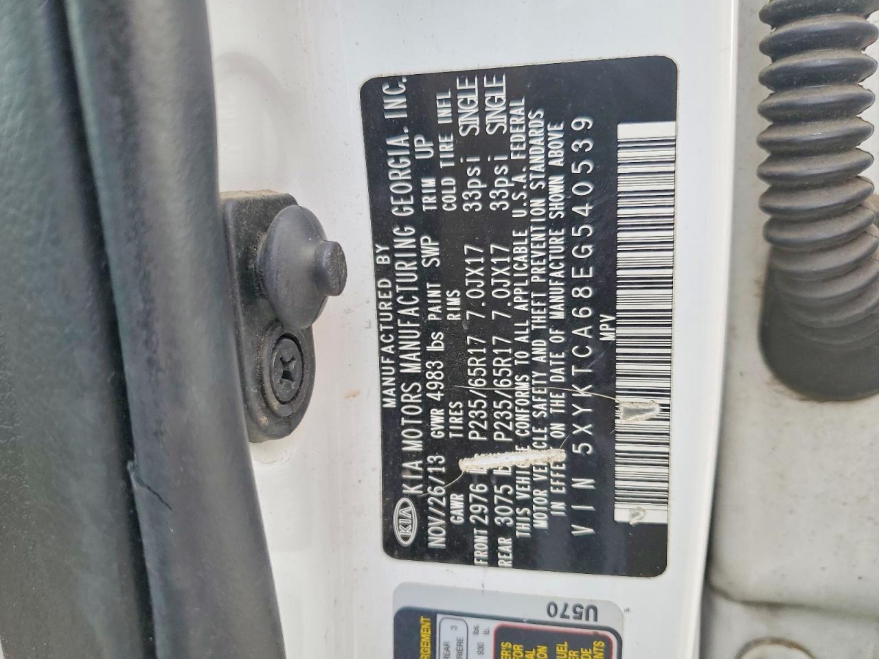 2014 KIA SORENTO LX photo 37