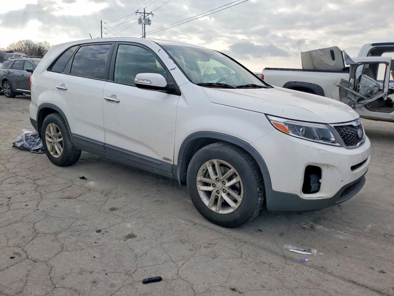 2014 KIA SORENTO LX photo 10