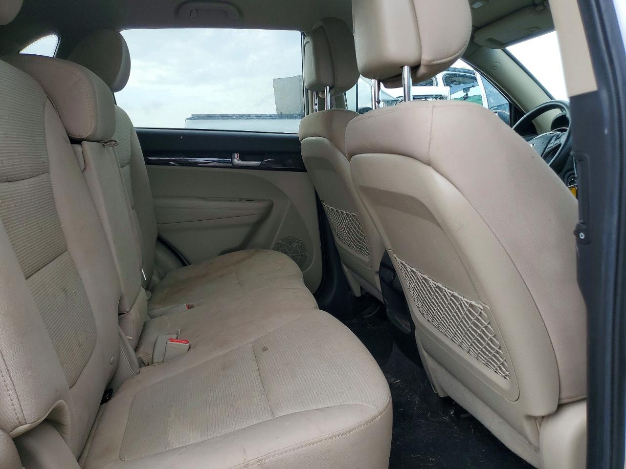2014 KIA SORENTO LX photo 31