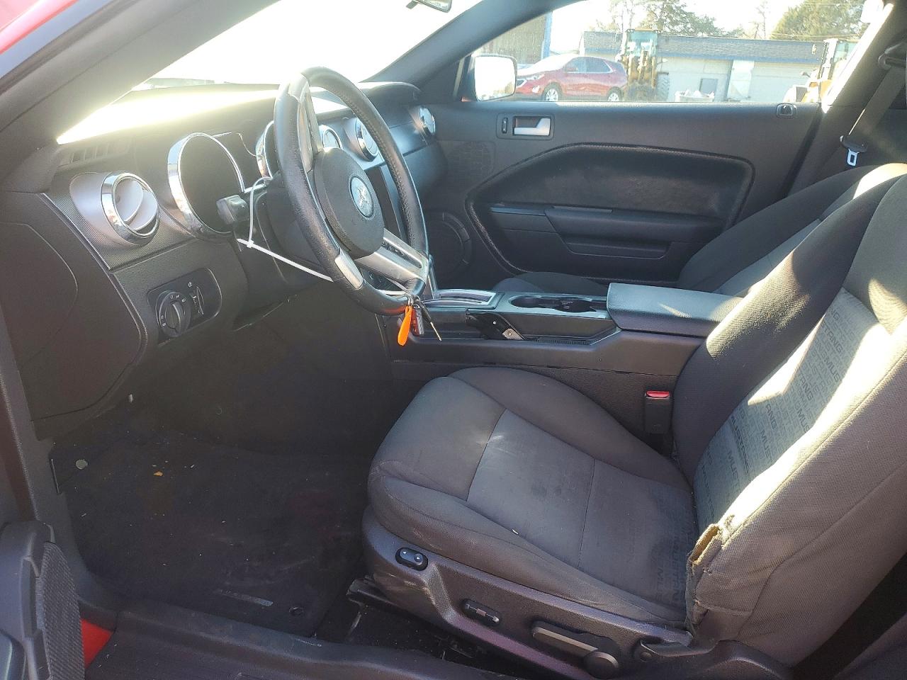 2007 FORD MUSTANG photo 19