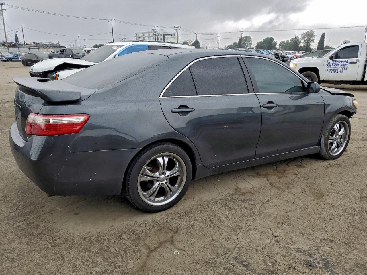 2007 TOYOTA CAMRY LE photo 3