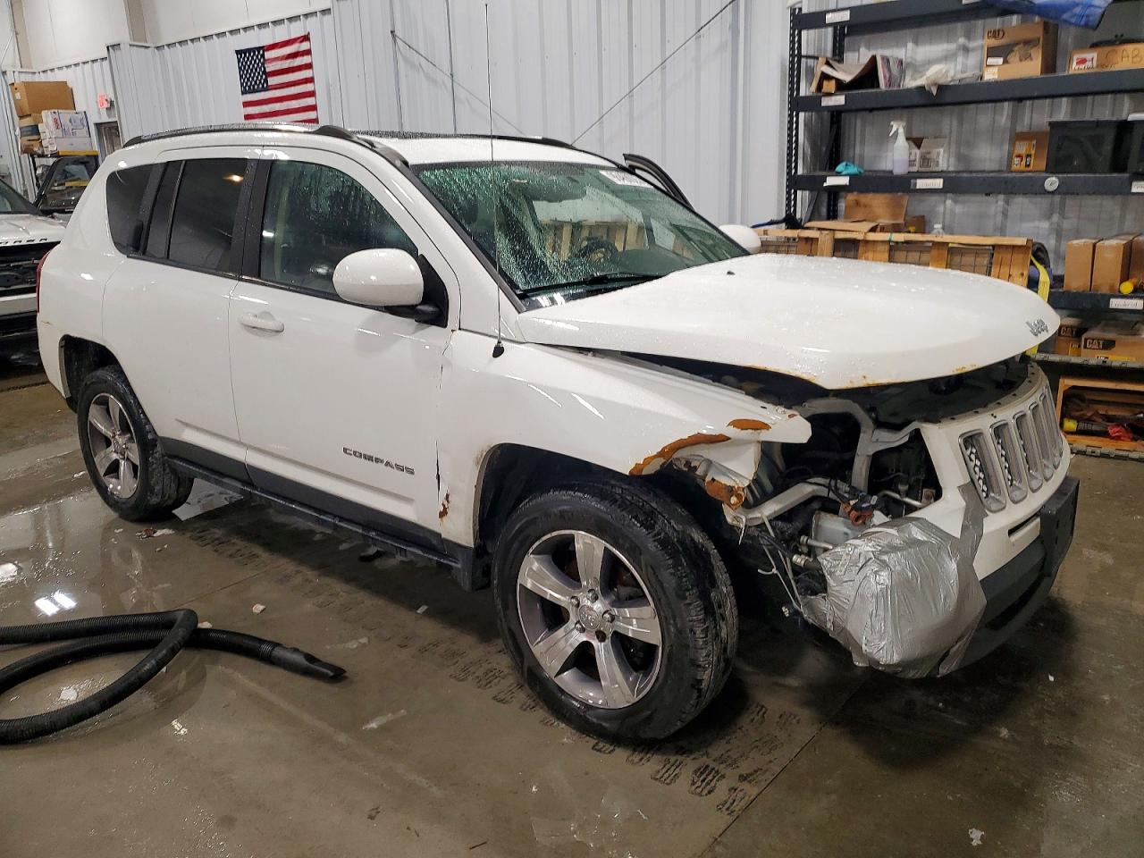 2016 JEEP COMPASS LATITUDE photo 4