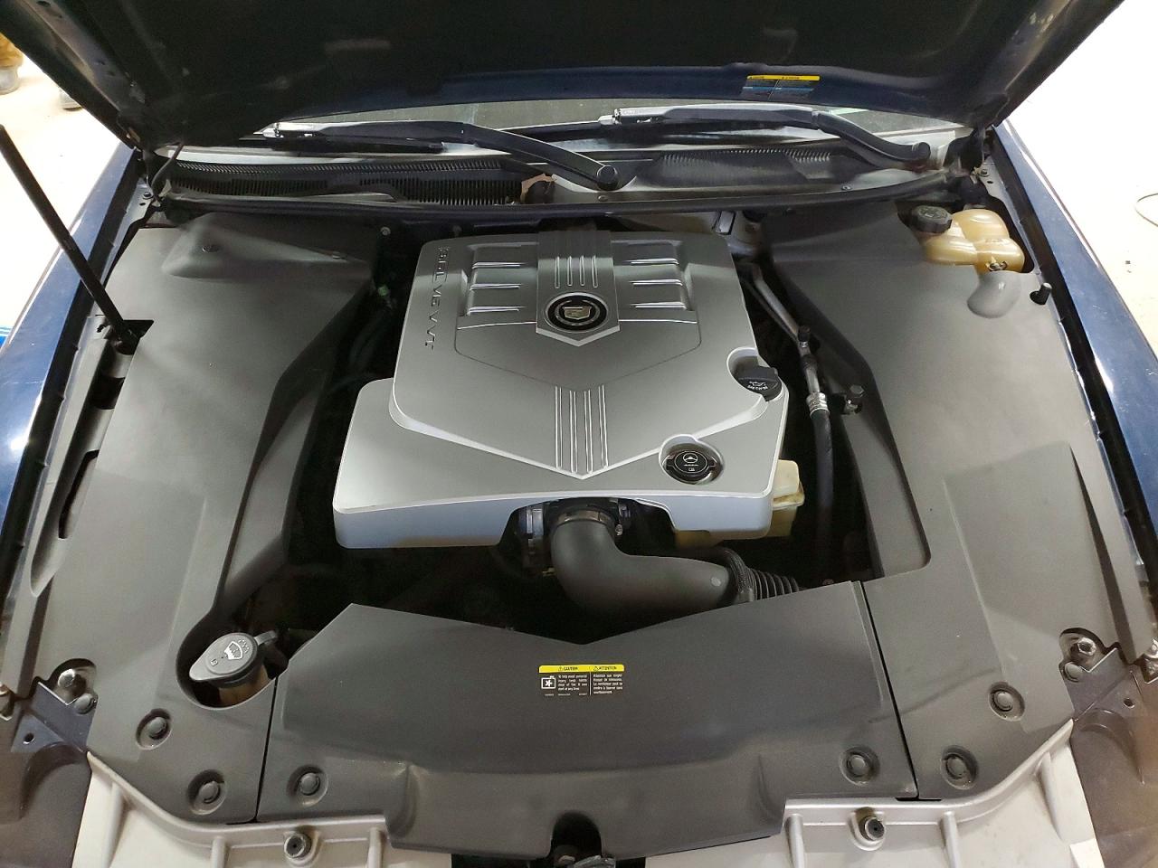 2005 CADILLAC STS photo 21