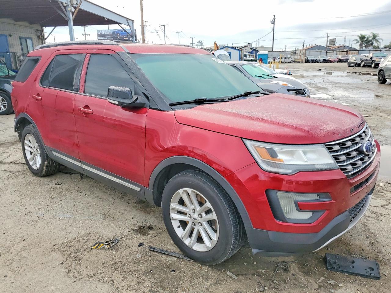 2016 FORD EXPLORER XLT photo 4